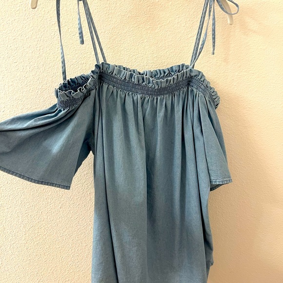 Jean Blouse - Picture 1 of 4